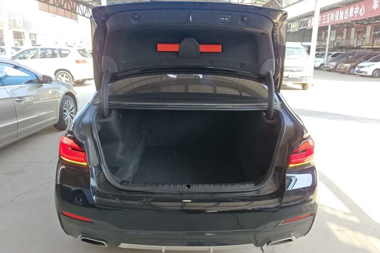 Used BMW 5 Series 2023 530Li Leading Model M Sport Package
