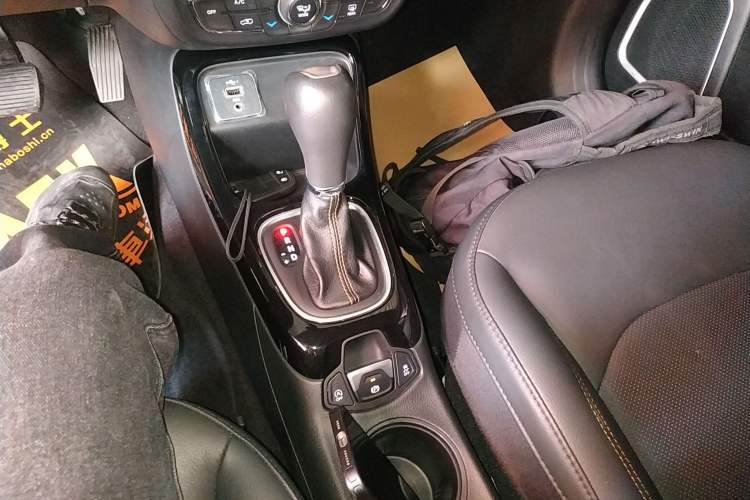 Used Jeep Compass 2019 220T Automatic Family Edition