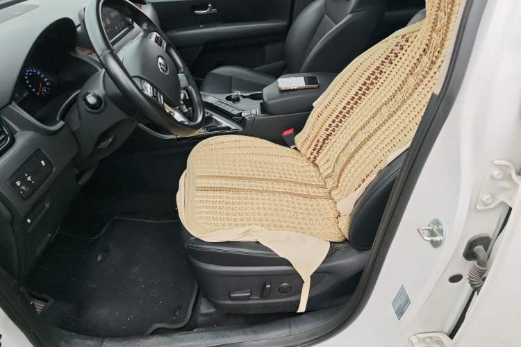 Used Kia KX7 2017 2.4L Automatic 2WD GLS 5-Seater Left Front Seat