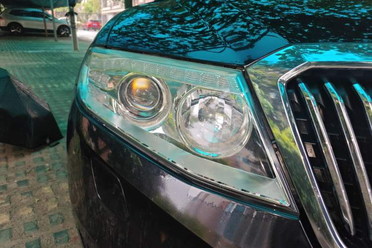 Used Hongqi H7 2015 1.8T Tech Model