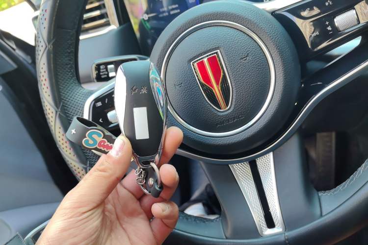 Used Hongqi HS7 PHEV 2024 2.0T PHEV Two-Wheel Drive Flagship Edition 6 Seats