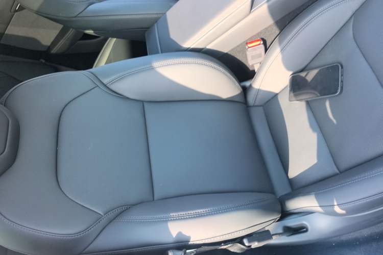 Used Tesla Model Y 2026 Rear-Drive Model Right Front Seat