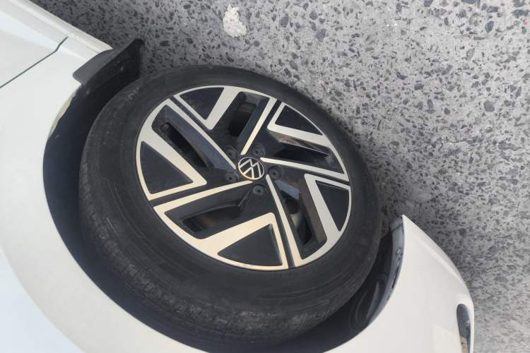 Used Volkswagen Sagitar 2023 280TSI DSG Excellence Edition Left Front Wheel Hub