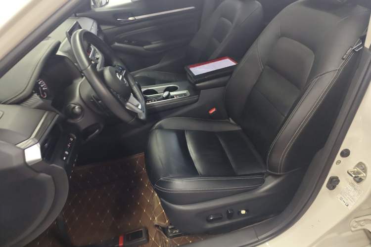 Used Nissan Teana 2021 2.0T XL Upper AD1 Smart Navigation Edition Left Front Seat