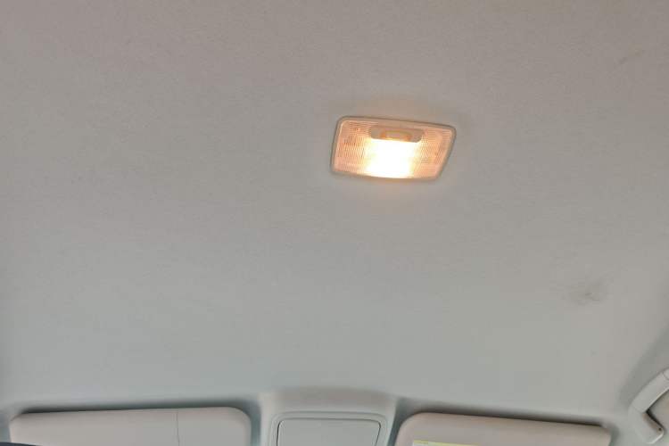 Used JMC Yuhu 7 2022 2.0T Manual Diesel 4x4 Comfort Version Standard Wheelbase
