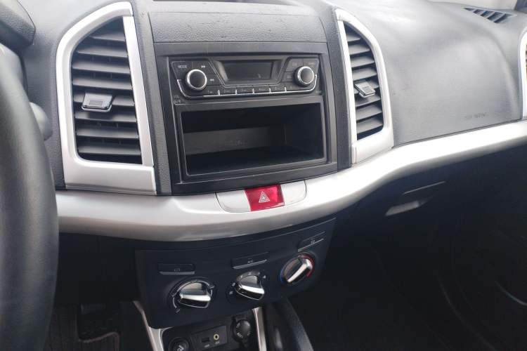 Used JAC Refine S3 2016 1.5L Manual Luxury Model