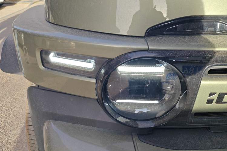 Used iCAR V23 2025 401 Two-Wheel Drive Advanced Edition Right Front Headlight