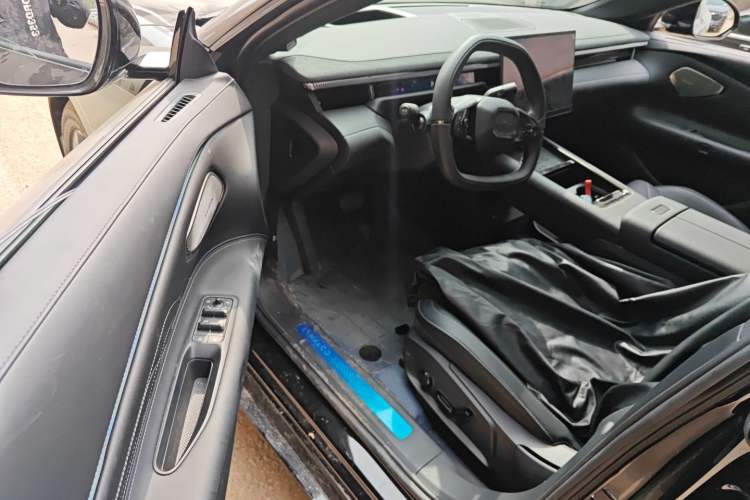 Used Lynk & Co 10 EM-P 2025 Model 240 Four-Wheel Drive Ultra
