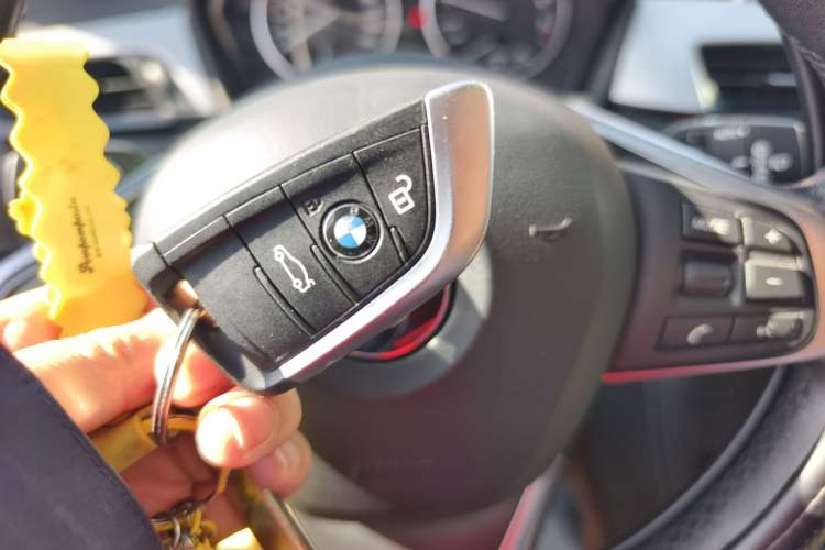 Used BMW X1 2016 sDrive18Li Premium Edition
