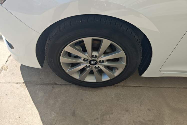 Used Hyundai Mistra 2014 1.8L Automatic Smart GLS