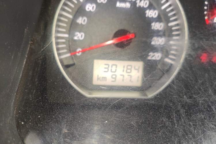 Used Foton Scenic G5 2020 2.0L Long-Wheelbase Flat-Roof 6-Seater Multi-Purpose Passenger Vehicle 1TZS