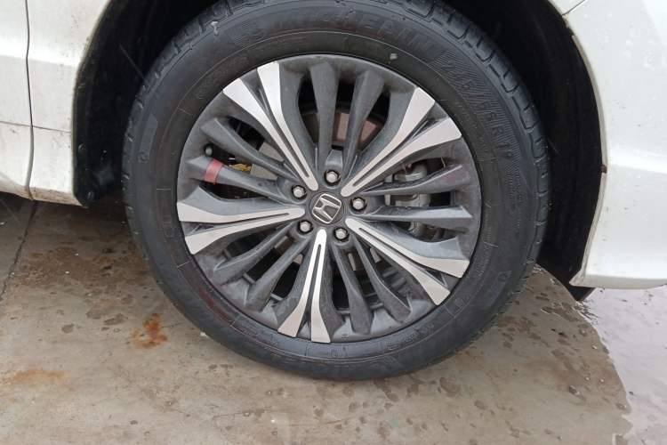 Used Honda UR-V 2023 370TURBO Two-Wheel-Drive Luxury Edition