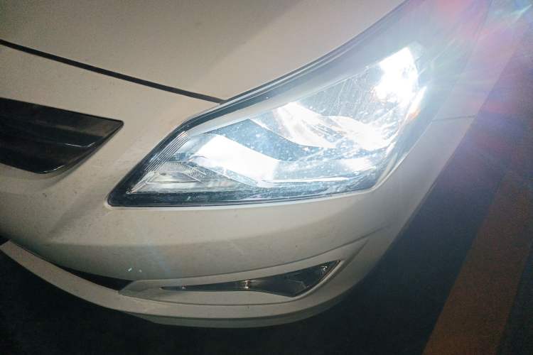 Used Hyundai Verna (older generation) 2014 1.4L Automatic Smart GLS