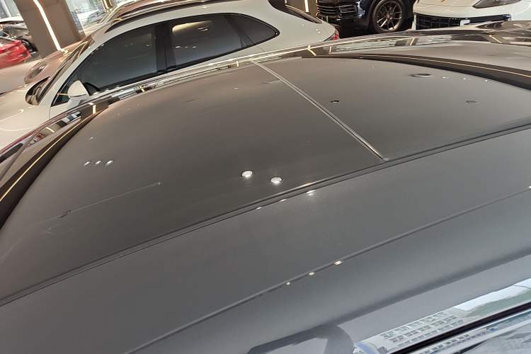 Used Porsche Macan 2018 Macan 2.0T Roof