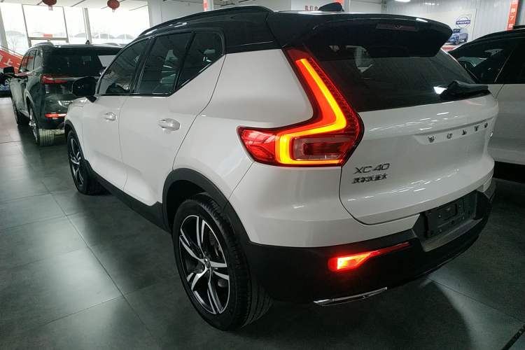 Used Volvo XC40 2020 T4 Four-Wheel Drive Smart & Sporty Edition