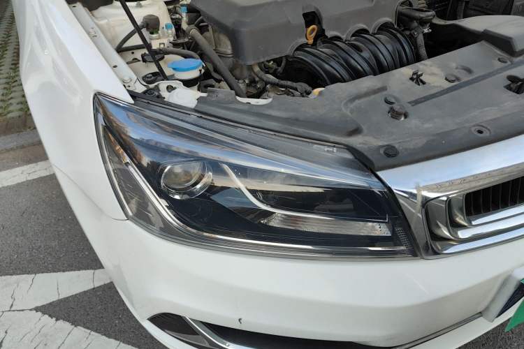 Used Geely Auto Emgrand 2019 Leading Edition 1.5L Manual Luxury Model China VI Standard
