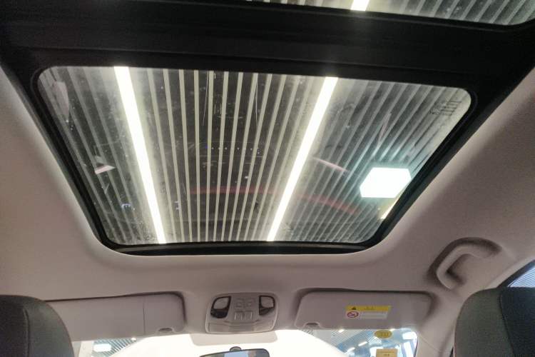 Used SOL X8 2021 300T DCT Panoramic Luxury Edition 5 Seats