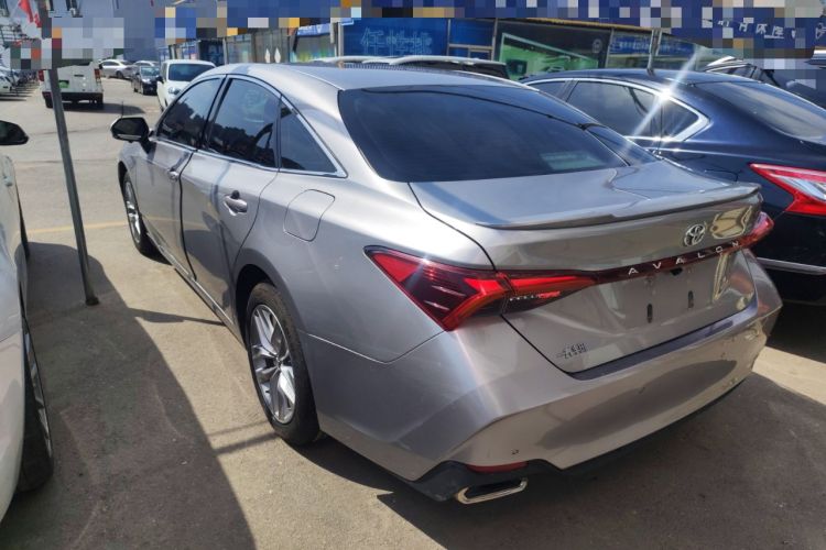 Used Toyota Avalon 2019 2.5L Ambition Version China VI Standard Exterior 2
