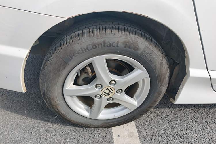 Used CIIMO CIIMO 2015 1.8L Automatic Comfort Edition