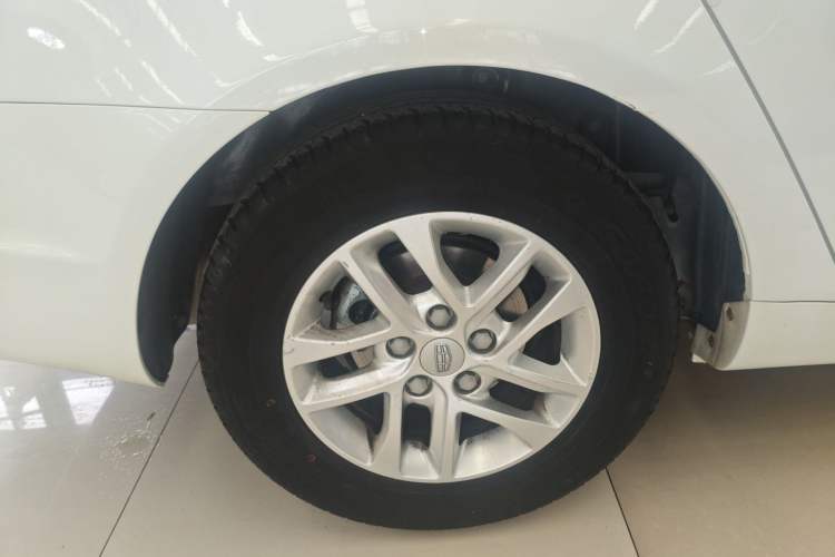 Used Geely Auto Emgrand 2017 Sedan Million Edition 1.5L Manual Luxury Model
