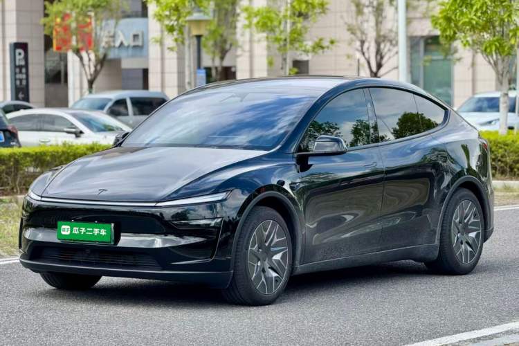 Used Tesla Model Y L 2025 Model Long-Range All-Wheel-Drive Version