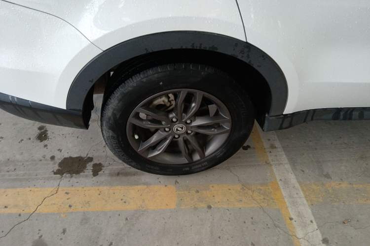 Used Dongfeng Fengon 580 2021 Revised ☆ Star Edition 1.5T Automatic Luxury Version
