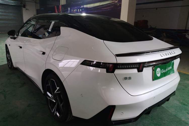 Used Lynk & Co 07 2024 EM-P 126 Long-Range Ultra