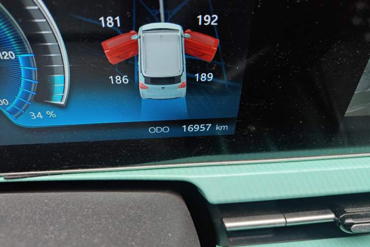 Used BAW Yuanbao 2022 Smart Version
