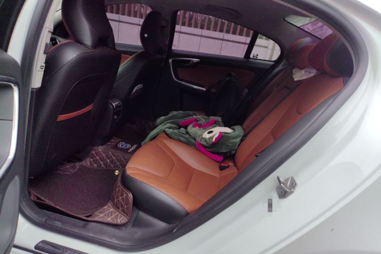 Used Volvo S60 2019 S60L Facelift T5 Intelligent Advanced Edition