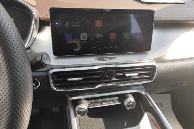 Used Geely Auto Coolray 2019 260T DCT Explorer China V Standard
