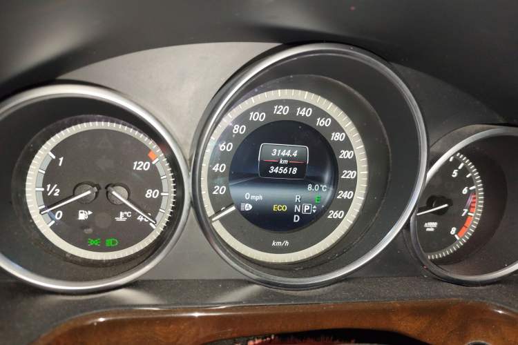 Used Mercedes-Benz E-Class 2014 E 260 L Luxury Model
