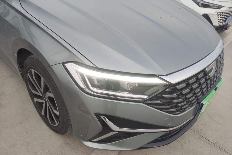 Used Jetta VA7 2025 1.4T First-Come First-Served Edition Right Front Headlight