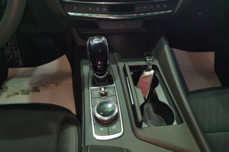 Used Cadillac CT5 2022 28T Fashion Edition Gear Lever