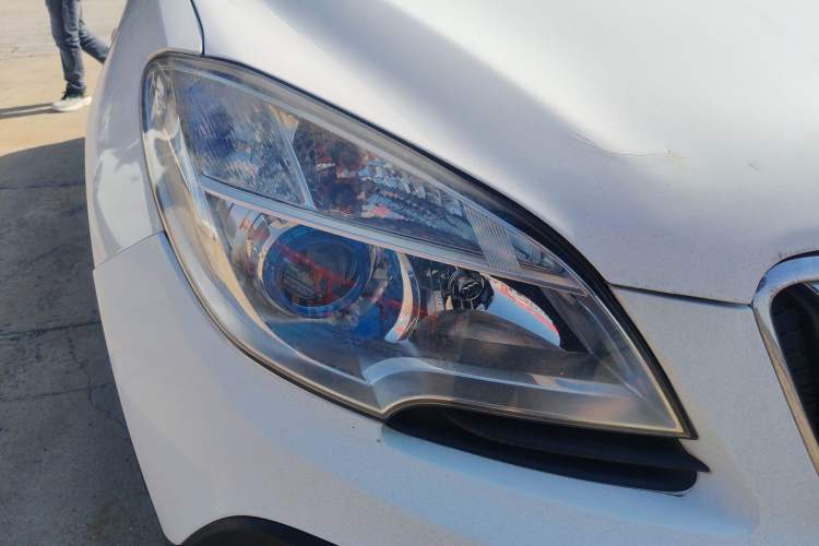 Used Buick Encore 2015 1.4T Automatic Two-Wheel Drive Urban Elite Version