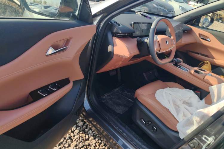 Used Changan UNI-Z 2025 1.5T Premium Edition