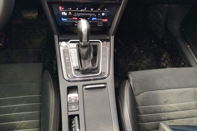 Used Volkswagen Magotan 2020 330TSI DSG Luxury Edition
