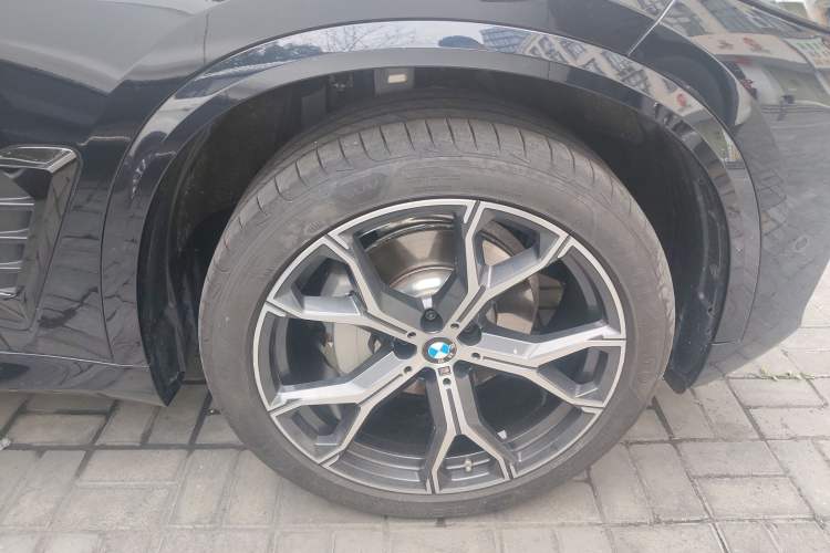 Used BMW X5 2023 xDrive 30Li Luxury M Sport Night Edition Package
