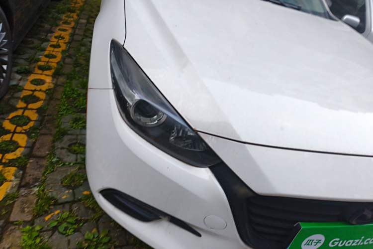 Used Mazda 3 Axela 2017 Sedan 1.5L Automatic Comfort Model Emission Standard China V