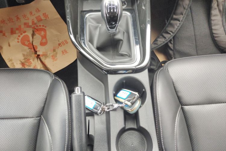 Used Dongfeng Fengon S560 2018 1.8L Manual Urban Model 7 Seats Gear Lever