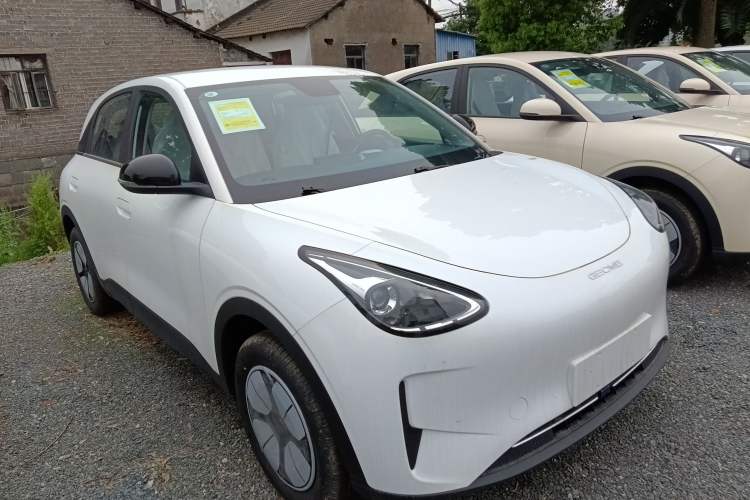 Used Geely Galaxy Geome 2026 Model 310km Youth Edition Front Right 45 Deg