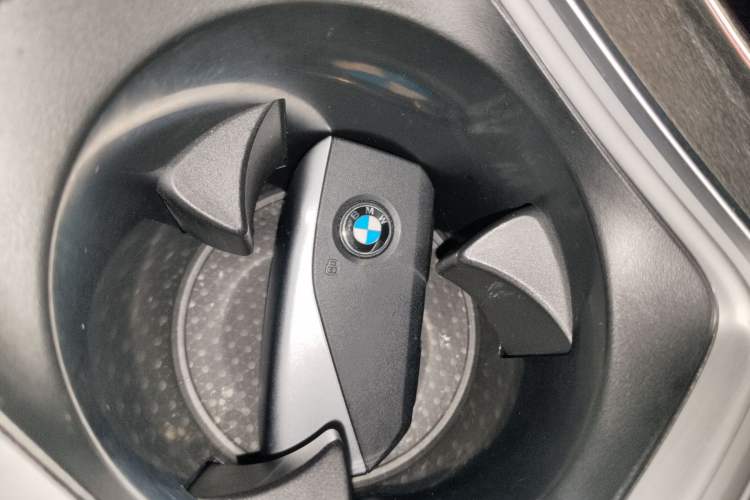 Used BMW X5 2023 xDrive 30Li Luxury M Sport Package
