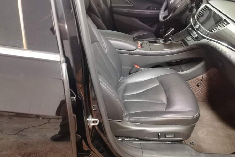 Used Buick LaCrosse 2018 20T Elite Edition
