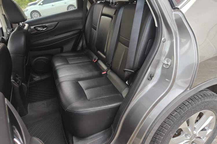 Used Nissan X-Trail 2014 2.5L CVT Luxury Edition 4WD