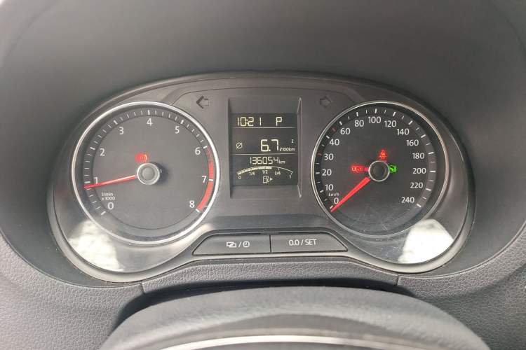 Used Volkswagen Polo 2016 1.6L Automatic Comfort Model