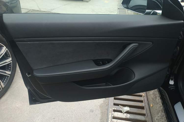 Used Tesla Model 3 2019 Long-Range All-Wheel-Drive Version