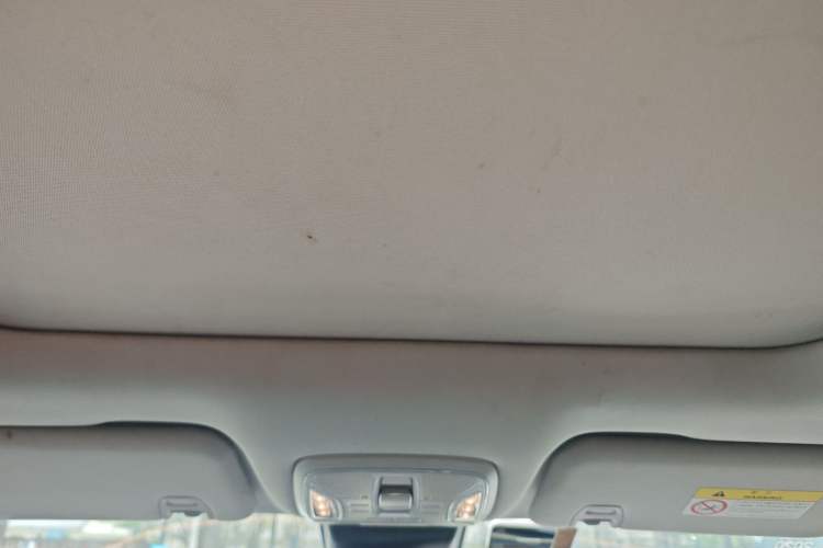 Used GAC Trumpchi GS5 2019 270T Automatic Luxury Edition Headliner