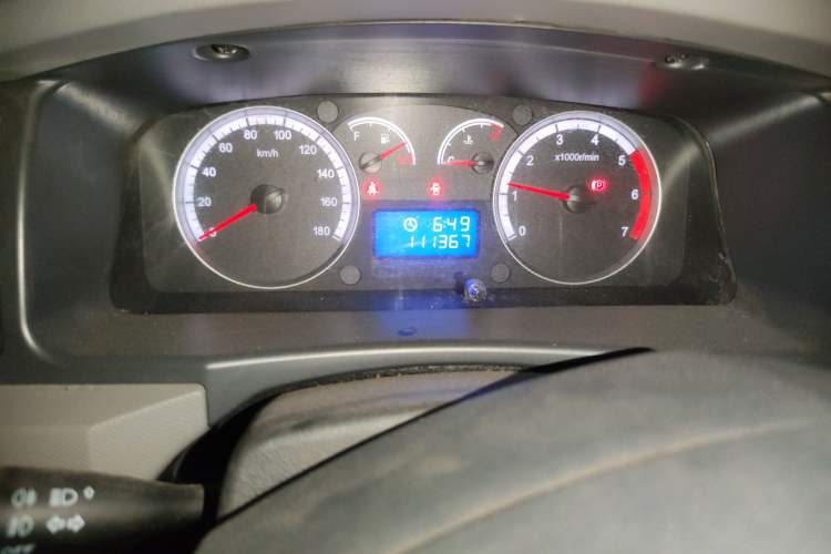 Used Foton Scenic G9  Odometer Close Up
