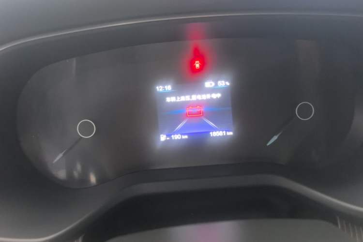 Used Hongqi E-QM5 2022 431 km Charge & Enjoy Edition