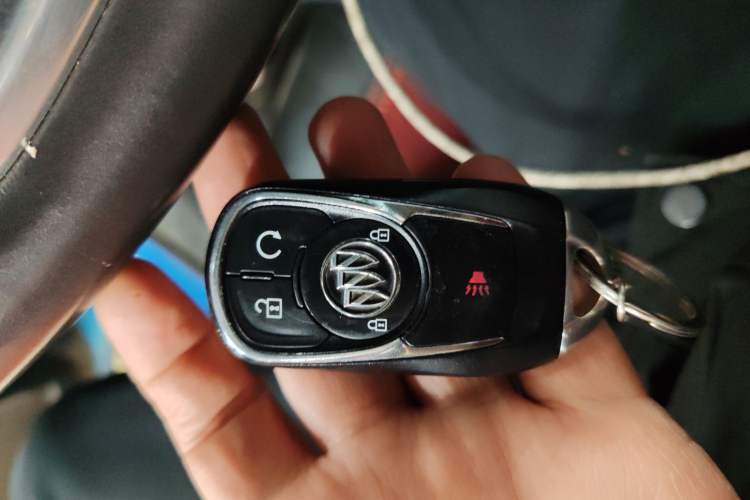 Used Buick Encore 2016 18T Automatic Two-Wheel Drive Urban Elite Model
