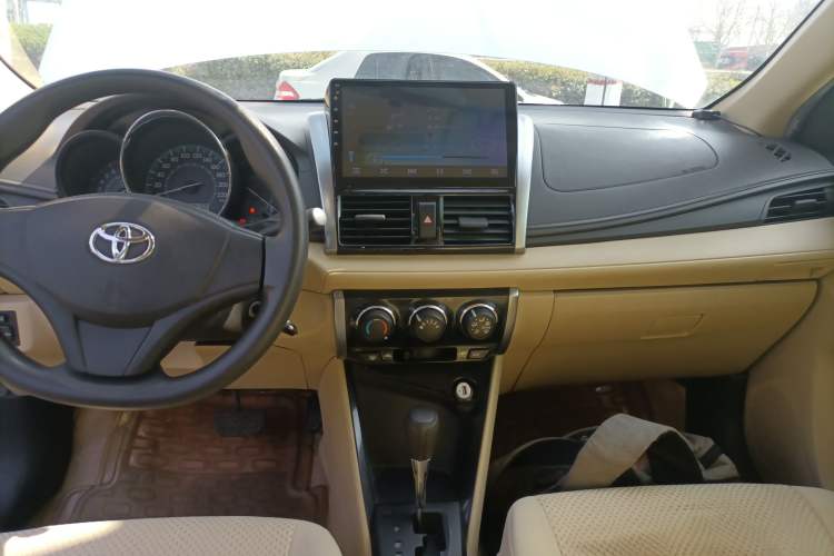 Used Toyota Vios 2014 1.5L Automatic ZhiZhen Edition Audio And AC Panel